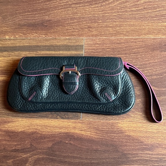 COLE HAAN Black Clutch Wristlet - Picture 1 of 10